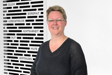 Nicole Stege, ZPA