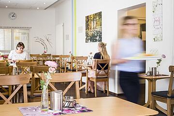 Günstig-essen-Mitarbeiter-Cafeteria-Klinik-Lilienthal-Bremen